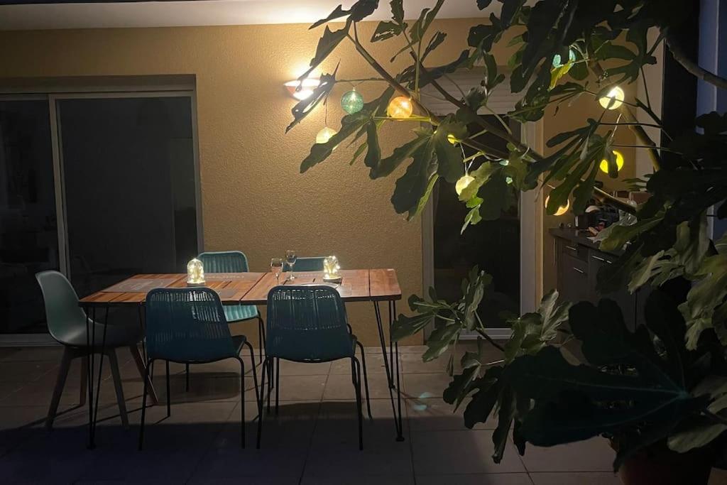 Tres Bel Appartement Contemporain Et Calme Frejus Ngoại thất bức ảnh